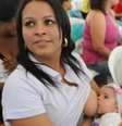Médicos ainda investigam se leite materno pode transmitir zika vírus, mas não recomendam parar amamentação  Foto:  ABr / BBCBrasil.com