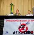 O Ministro da Defesa, Aldo Rebelo, e o Chefe do Estado-Maior conjunto das Forças Armadas, Ademir Sobrinho, durante entrevista coletiva sobre o Dia Nacional de Mobilização contra o mosquito aedes egypti)  Foto: Agência Brasil