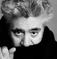 Irmão do cineasta Pedro Almodóvar (foto) assumiu nesta segunda-feira a responsabilidade em "todos os assuntos referentes à gestão" da produtora 'El Deseo' e à criação, em 1991, de uma offshore da qual ele e seu irmão aparecem como representantes e que é citada nos chamados Panama Papers.  Foto: O Fuxico