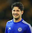 Alexandre Pato ficou no banco pela primeira vez, mas não jogou  Foto: Getty Images