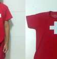 Menino de 8 anos foi hostilizado na escola de inglês por estar usando camiseta com bandeira da Suíça  Foto: Arquivo pessoal / BBC News Brasil