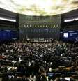 A sessão encerrada com a autorização da abertura do processo de impeachment da presidenta Dilma Roussef durou quase dez horas  Foto: Agência Brasil