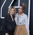 Antonia e Geisy se encontraram no 2º dia de desfiles do São Paulo Fashion Week  Foto: Thiago Duran / AgNews