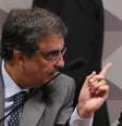 O documento em defesa da presidente segue reafirmando os argumentos já apresentados pelo advogado-geral da União, José Eduardo Cardozo. de que não há nada que prove que Dilma tenha cometido crime de responsabilidade.  Foto:  Marcos Oliveira/Agência Senado