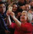 Cerca de 67% dos entrevistados disseram que não confiam em Hillary, um aumento de cinco pontos percentuais quando comparado com a pesquisa de junho. Por outro lado, 28% a consideram honesta.  Foto: Getty Images
