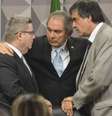 O ex-advogado-geral da União José Eduardo Cardozo conversa com o Raimundo Lira e Antonio Anastasia em reunião para discutir o cronograma da Comissão do Impeachment (Antonio Cruz/Agência Brasil)  Foto: Agência Brasil
