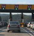 A tarifa mais cara - cobrada entre as praças - está no km 32,3 da Rodovia dos Imigrantes, em Piratininga. Nesse local, o valor cobrado será de R$ 25,20. A mais barata está no bloqueio de Diadema para a mesma rodovia, na altura do km 15,9. Custa R$ 1,80.  Foto:  Marcos Santos/Jornal da USP/ Fotos Públicas
