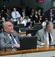 Senadores Flexa Ribeiro (PSDB-PA), Tasso Jereissati (PSDB-CE) e Fernando Bezerra Coelho (PSB-PE) em sessão da Comissão de Assuntos Econômicos.  Foto: Agência Senado