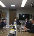 A emenda que estabelece limite para o crescimento dos gastos e a Lei de Repatrição foram os destaques da reunião de hoje entre o ministro Henrique Meirelles e o presidente da Câmara dos Deputados, Rodrigo Maia  Foto: Agência Brasil