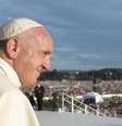 Na Polônia, o papa Francisco fez um apelo pedindo o fim de ações terroristas  Foto: Agência Brasil