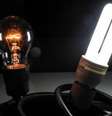 Consumo de eletricidade no país ficou praticamente estável em junho ao crescer apenas 0,1%  Foto: Agência Brasil