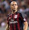 Alex defendeu o Milan da Itália na última temporada (Foto: Fabrizio Forte)  Foto: LANCE!