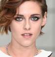 Kristen Stewart relembrou namoro com Robert Pattinson e disparou: 'Nosso relacionamento foi transformado em um produto'  Foto: Getty Images / PurePeople