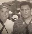 Labatut conheceu o ícone do pugilismo, Mohammad Ali, sem querer. A foto aconteceu quando o ex-atleta estava conhecendo a Vila Olímpica e foi abordado por um fotógrafo que perguntou se ele era atleta. Diante da confirmação, foi colocado ao lado de Ali e clicado!  Foto: Acervo Pessoal / Divulgação