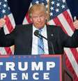 Donald trump durante um ato em Phoenix  Foto: EFE