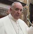 O papa Francisco pediu uma reza a Nossa Senhora Aparecida para que proteja "todo o Brasil e todo o povo brasileiro neste momento triste", durante a inauguração de uma pequena estátua de bronze da padroeira do País nos jardins vaticanos neste sábado.  Foto: EFE