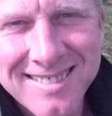 Lee Martin morreu após sua bicicleta ser atingida por van; motorista estava usando celular  Foto: Family handout / BBC News Brasil