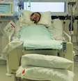Terry ficou mais de 100 dias no hospital - e, na maior parte do tempo, não conseguia se mexer  Foto: Arquivo Pessoal / BBC News Brasil
