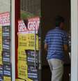 A greve dos bancários completou 28 dias nesta segunda-feira  Foto: Elza Fiúza/Agência Brasil