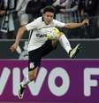 Marquinhos Gabriel domina a bola na partida entre Corinthians e Atlético-MG, pelo Campeonato Brasileiro, em Itaquera  Foto: Rodrigo Gazzanel/Agência Corinthians