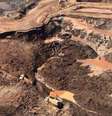 Uma barragem pertencente à mineradora Samarco se rompeu no distrito de Bento Rodrigues, zona rural a 23 quilômetros de Mariana, em Minas Gerais, e inundou a região  Foto: Corpo de Bombeiros/MG - Divulgação