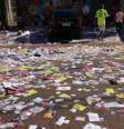 Sujeira e votação em zona eleitoral no Complexo da Maré, zona norte da cidade.  Foto: Tânia Rêgo/ Agência Brasil