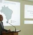 Brasília - O presidente do TSE, ministro Gilmar Mendes, participa da verificação de assinatura dos sistemas de Gerenciamento, Preparação e Receptor de Arquivos de Urna das eleições 2016   Foto: Agência Brasil