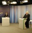 O terceiro encontro televisivo do segundo turno entre Ney Leprevost (PSD) e Rafael Greca (PMN), na noite de sexta-feira (28), na RPC, afiliada da Rede Globo no Paraná, foi mais ameno que os anteriores.  Foto: Pedro Serápio/ Gazeta do Povo / Divulgação