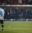 O atacante Messi em partida da seleção argentina  Foto: Getty Images