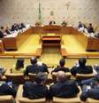 Seis dos 11 ministros do Supremo Tribunal Federal votam a favor da ação que quer proibir réus na presidência da Câmara, Senado e STF.   Foto: STF