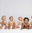 Estatísticas mostram que, no mundo, nascem 109 meninos para cada 100 meninas  Foto: IPGGutenbergUKLtd / iStock