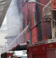 Bombeiros fazem trabalho de rescaldo em shopping popular destruído por incêndio no bairro do Brás, na região central de São Paulo (SP)  Foto: Newton Menezes/Futura Press