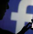 Os algoritmos do Facebook criam sua seção de notícias de forma predeterminada  Foto: Bloomberg/ Getty