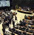 Às vésperas da última votação no Senado da PEC 55, organizações internacionais se pronunciaram contra mudança na base da legislação brasileira  Foto: Agência Brasil