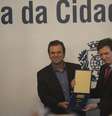 O prefeito Marcelo Crivella recebe o cargo do ex-prefeito Eduardo Paes; cenário vai se inverter em 2021  Foto: Fernando Frazão/Agência Brasil