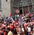 Centenas de pessoas de vários movimentos sociais se reuniram no centro de São Paulo para protestar contra as ações do prefeito João Doria  Foto: Rogério de Santis/Futurapress