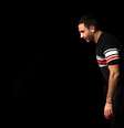 Entre outras contribuições, Tisci, de 42 anos e formado na central Saint Martins, em Londres, conseguiu desenvolver um vestuário que incorpora a cultura do streetwear no universo de luxo e impôs designs entre o lírico, o radical e o barroco.  Foto: EFE