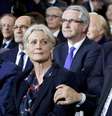 Penelope Fillon é acusada de receber milhares de euros sem trabalhar. O marido, François Fillon, é candidato à presidência da França pelo partido Os Republicanos  Foto: Reuters