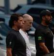 Eike Batista deixa a sede da PF, na região portuária do Rio, após depoimento  Foto: Agência Brasil