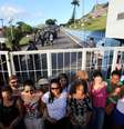 Parentes de policiais militares bloqueiam a entrada de batalhão no Espírito Santo  Foto: Reuters
