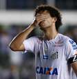 Victor Ferraz lamenta derrota do Santos no clássico com o São Paulo, na Vila Belmiro  Foto: Marcello Zambrana/Agif/Gazeta Press 