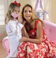 Tereza (Lucero) aconselha Dulce Maria (Lorena Queiroz) a não fingir que está doente, no capítulo que vai ao ar quarta-feira, dia 15 de março de 2017 na novela 'Carinha de Anjo'  Foto: Divulgação, SBT / PurePeople