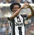 O colombiano Cuadrado, da Juventus, repassou a numeração de sua camisa para que Cristiano Ronaldo pudesse usar a 7 no time italiano   Foto: Reuters