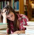 Escolha cadeiras confortáveis, que, depois de horas de estudos, não causem dores na coluna  Foto: Mundo vestibular