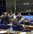 Especialista alerta risco de que Executivo se renove, mas o Legislativo, não  Foto: Waldemir Barreto/Ag. Senado / BBC News Brasil