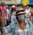 Um dia após protestos terminarem com três mortes, oposição marcha novamente em Caracas para pedir eleições e destituição do presidente. ONU expressa preocupação com país  Foto: Getty Images/F.Parra