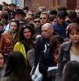 Franceses enfrentaram filas para votar nas eleições presidenciais  Foto: Reuters