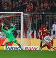 Dembele marca terceiro gol do Dortmund  Foto: Reuters