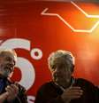 Lula e Mujica  Foto: FERNANDO BIZERRA / EFE