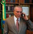 Ontem (17), o deputado Alessandro Molon (RJ), também da Rede, e o deputado JHC (PSB-AL) também protocolaram pedidos de impeachment  Foto: Marcos Corrêa/PR